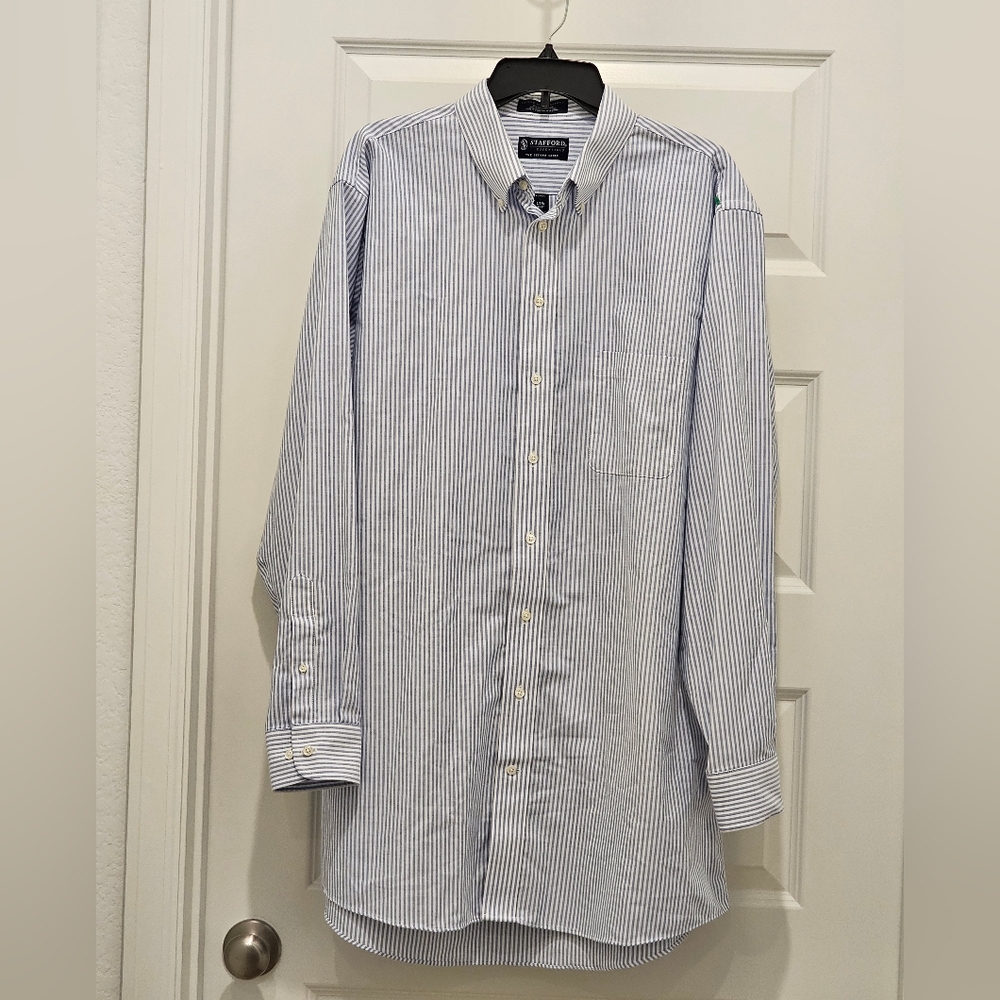 Stafford Essentials Long Sleeve Button Down Oxford Shirt, EUC, Size XLT
